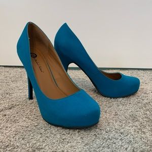 Teal Pumps